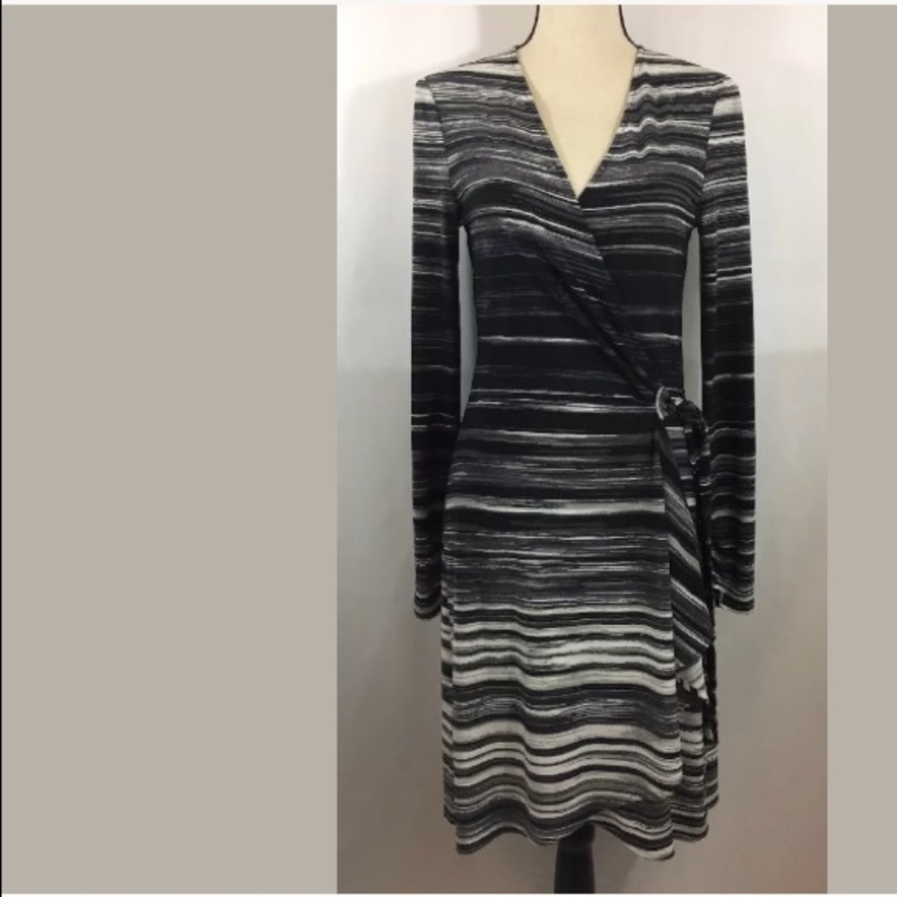 Bcbgmaxazria Adele Black/ Comb Wrap Dress Size M Bcbgmaxazria Adele Black/ Comb Wrap Dress Size M
